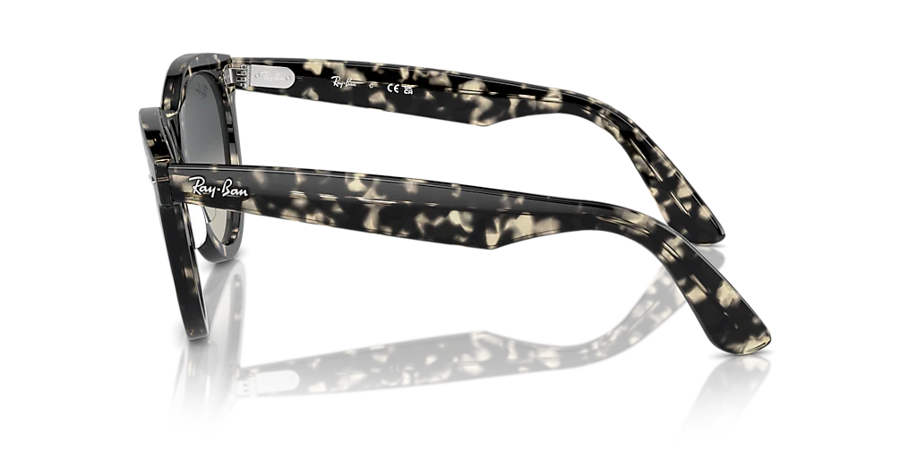 RB2241 Wayfarer Way Ray-Ban Tortoise/Grey XL - Image 3